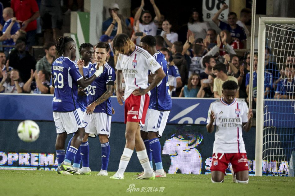 其铺平网球 其铺平网球