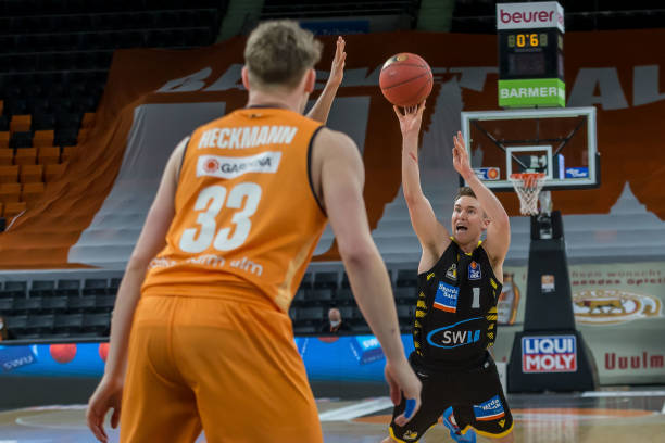 一支足球队 一支足球队